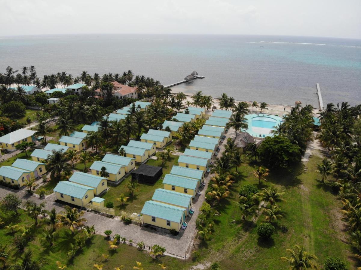 Royal Caribbean Resort San Pedro  Exteriör bild